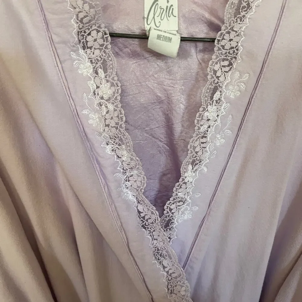 Aria Lavender Lace Trim Medium Robe Tie Strap
